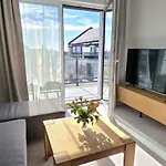 Amber Sky By Triapart - Grill, Boisko, Dwa Miejsca Parkingowe Apartman *