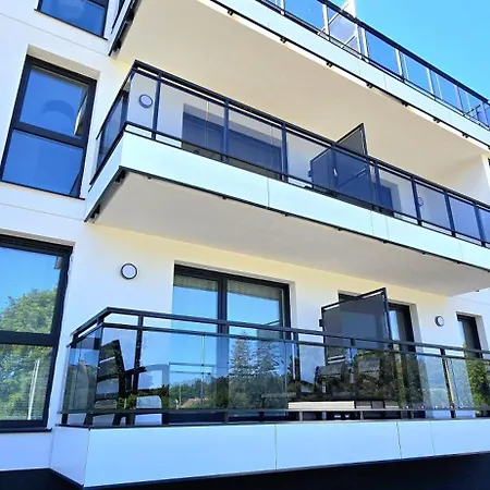 Amber Sky By Triapart - Dwa Miejsca Parkingowe 詹塔尔