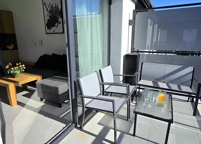 Amber Sky By Triapart - Grill, Boisko, Dwa Miejsca Parkingowe Jantar