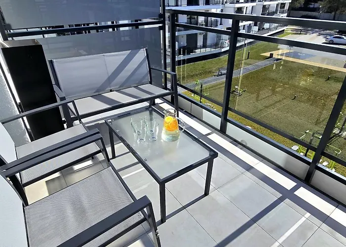 Apartament Amber Sky By Triapart - Grill, Boisko, Dwa Miejsca Parkingowe Jantar